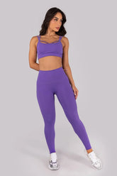 Calça Legging sem Gancho e com Recortes (Violeta)